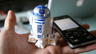 World's Smallest R/C R2D2: Reviewed In the Palm of My Hand